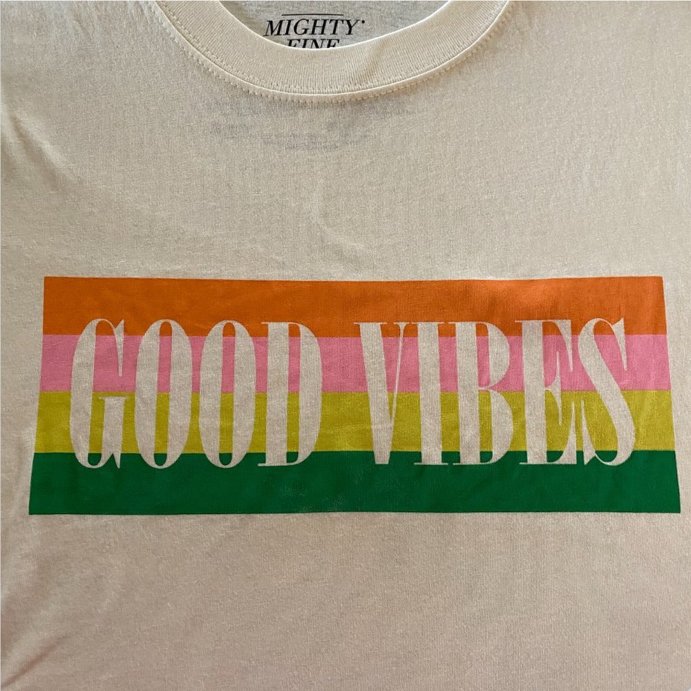 NEW Women's Good Vibes Tee-Shirt
